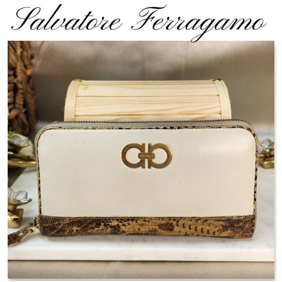 Authentic Salvatore Ferragamo Long Wallet WITH COA - Picture 1 of 16